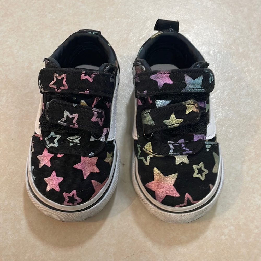 Vans sneakers. Size 4.